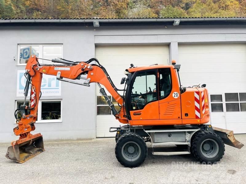 Liebherr A910 Compact Litronic Mobilbagger