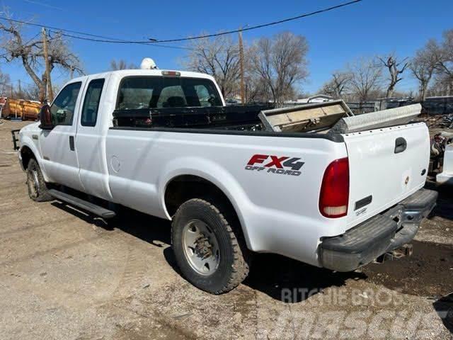 Ford Super Duty F-250 XLT Andere Fahrzeuge