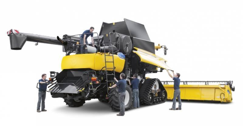 Combine Harvesters COMBINE SERVICING Andere Landmaschinen