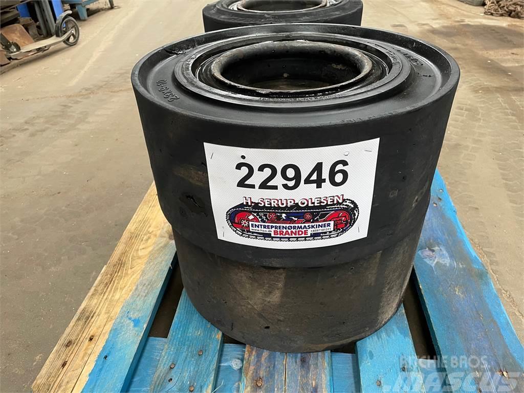 23X9-10 Ecomatic Supersoft dæk på fælg, massive, 2 Reifen