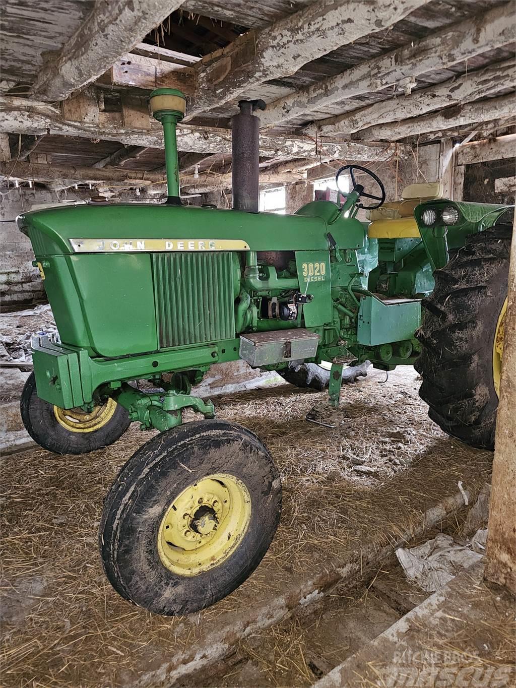 John Deere 3020 POWERSHIFT Traktoren