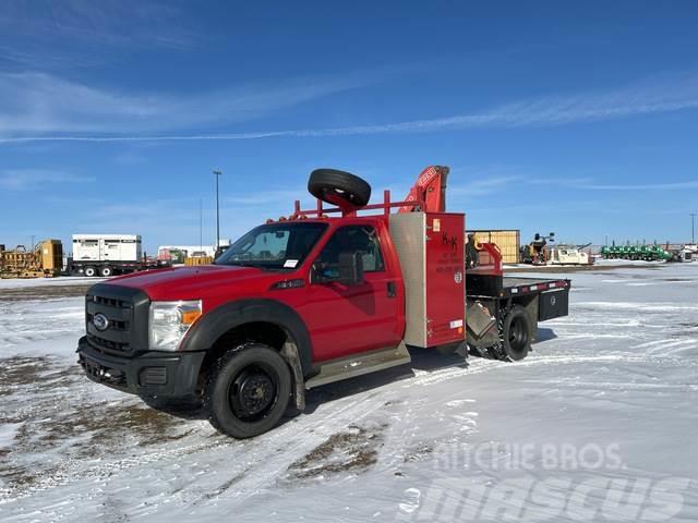 Ford F-550 Andere Fahrzeuge