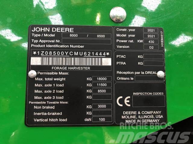 John Deere 8500 Feldhäcksler