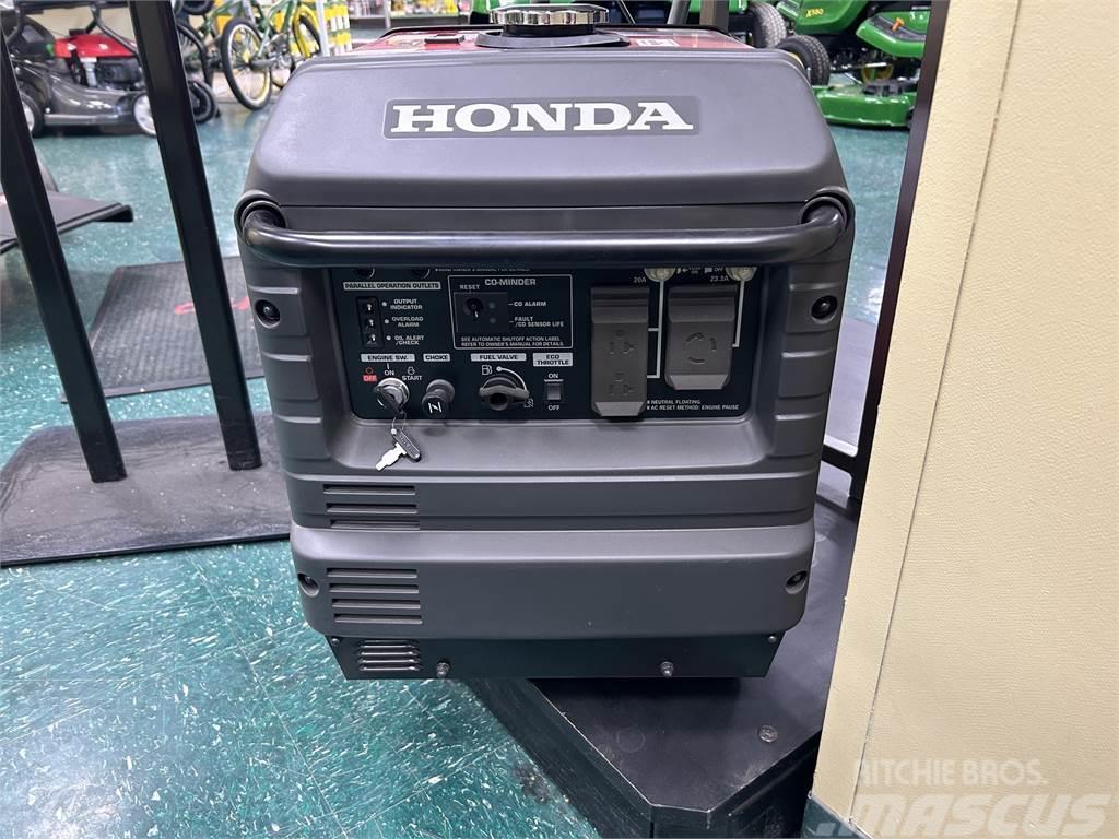Honda EU3000S1AN Andere Kommunalmaschinen