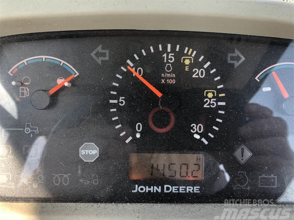 John Deere 4720 Traktoren