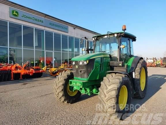 John Deere 6105M Traktoren