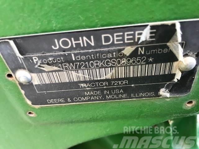 John Deere 7210R Traktoren