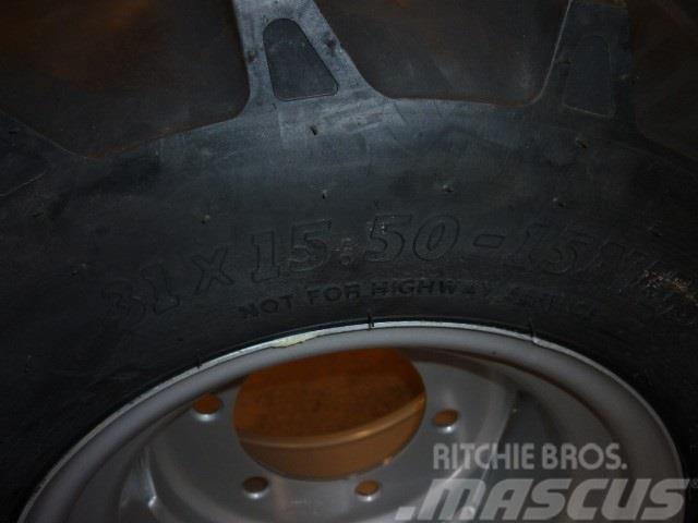 BKT 31x15.50x15 - løs dæk. Reifen