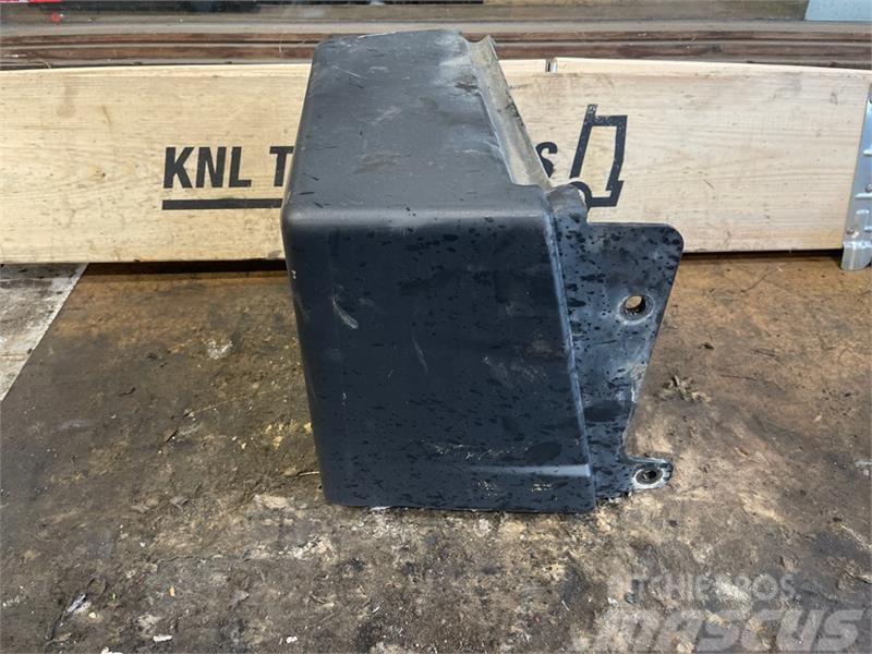 Scania SCANIA BATTERY COVER 1945946 Chassis
