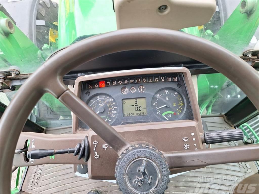 John Deere 5820 Premium Traktoren