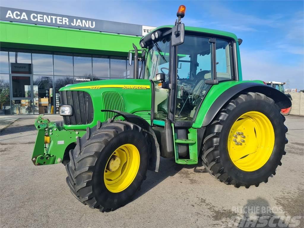 John Deere 6220 Premium Traktoren
