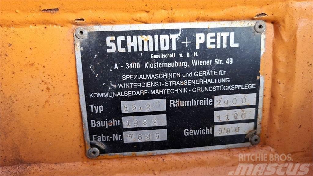 Schmidt Schneepflug E5.2 Sonstige Schneeräumgeräte