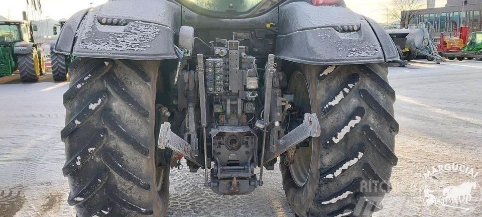Valtra T234, 235 - 250 AG Traktoren