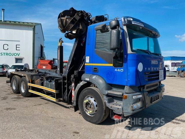 Iveco TRAKKER 440 6x4 for containers with crane,vin872 Kranwagen