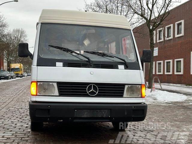 Mercedes-Benz 100 D / 9 Sitzer / Diesel Minibusse