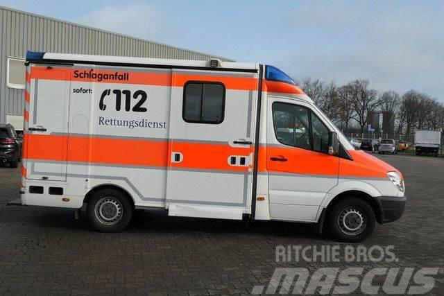 Mercedes-Benz 316 CDI Sprinter 4x2, Klima, Navi, Rettungswagen Krankenwagen