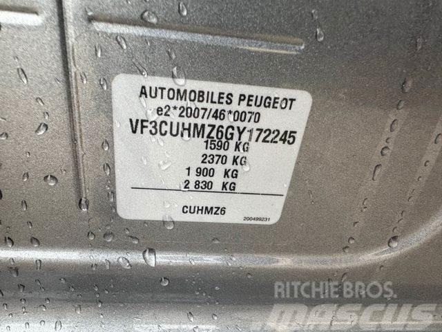 Peugeot 2008 1.2 Benzin vin 245 Pickup/Pritschenwagen