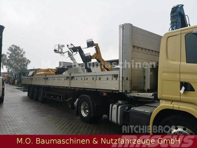 Schmitz Cargobull S 01 / 3 Achser / Luftgefedert / Tieflader-Auflieger