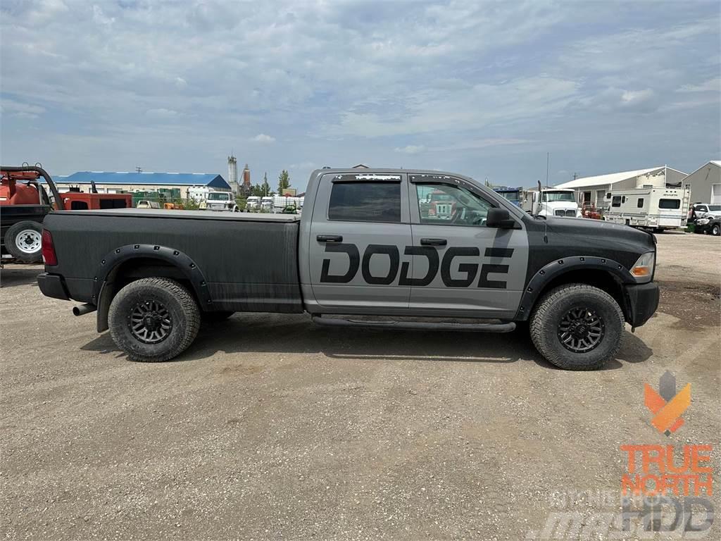 Dodge Ram 2500 Pritschenwagen/Pritschenwagen mit Seitenklappe