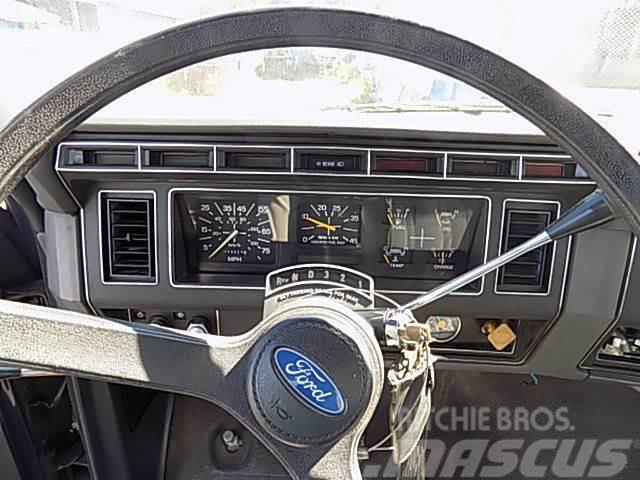 Ford F700 Kastenaufbau