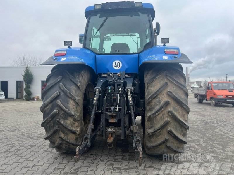 New Holland T 8020 Traktoren