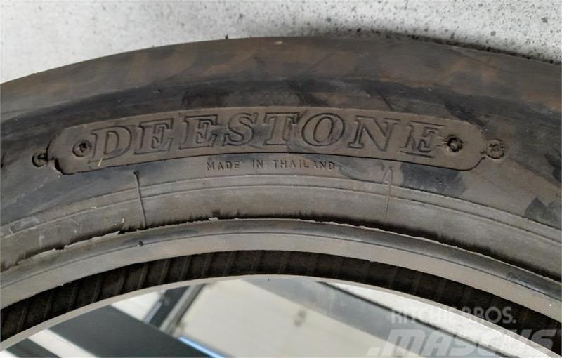 Deestone 4.00-19 Reifen
